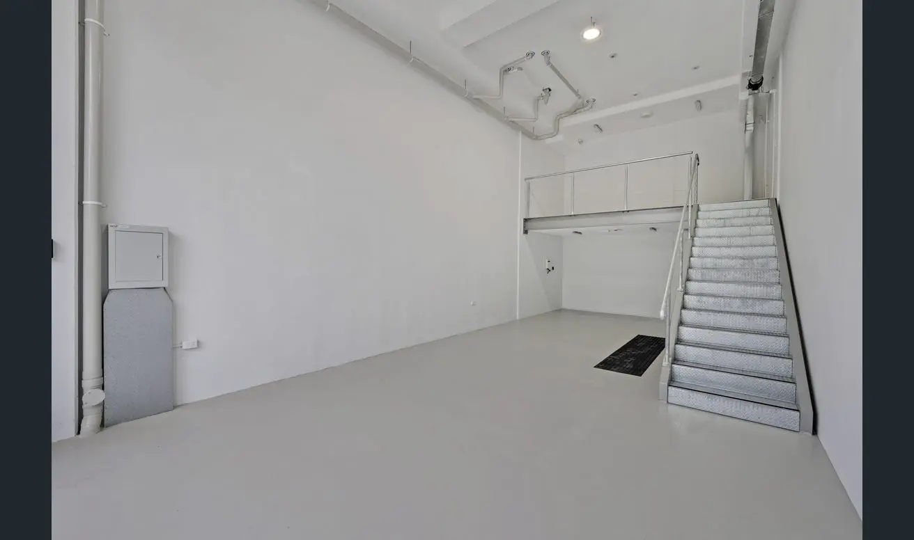 BRAND NEW INDUSTRIAL UNIT BRAND NEW INDUSTRIAL UNIT