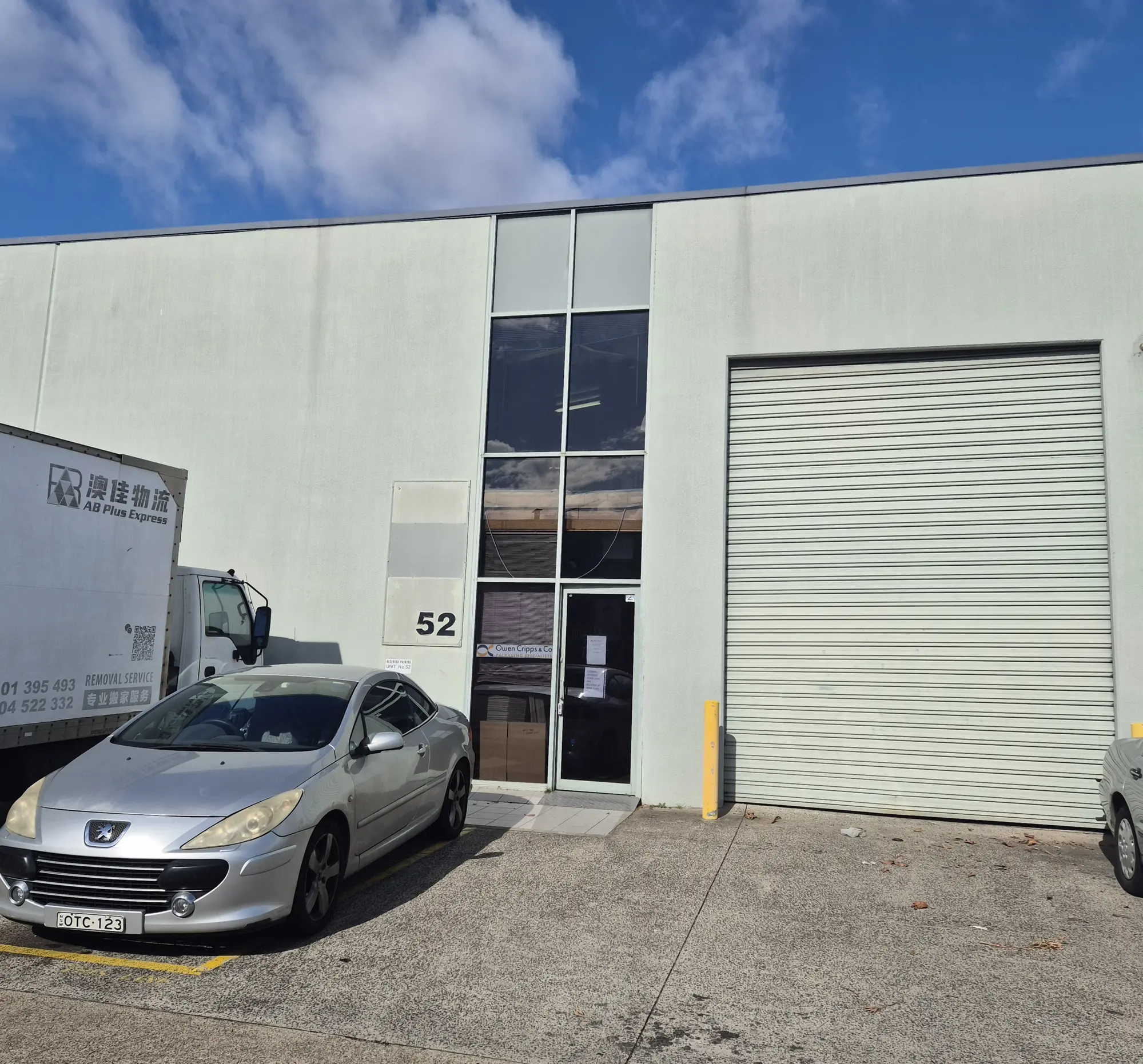 HIGH BAY FACTORY PREMIER LOCATION HIGH BAY FACTORY PREMIER LOCATION