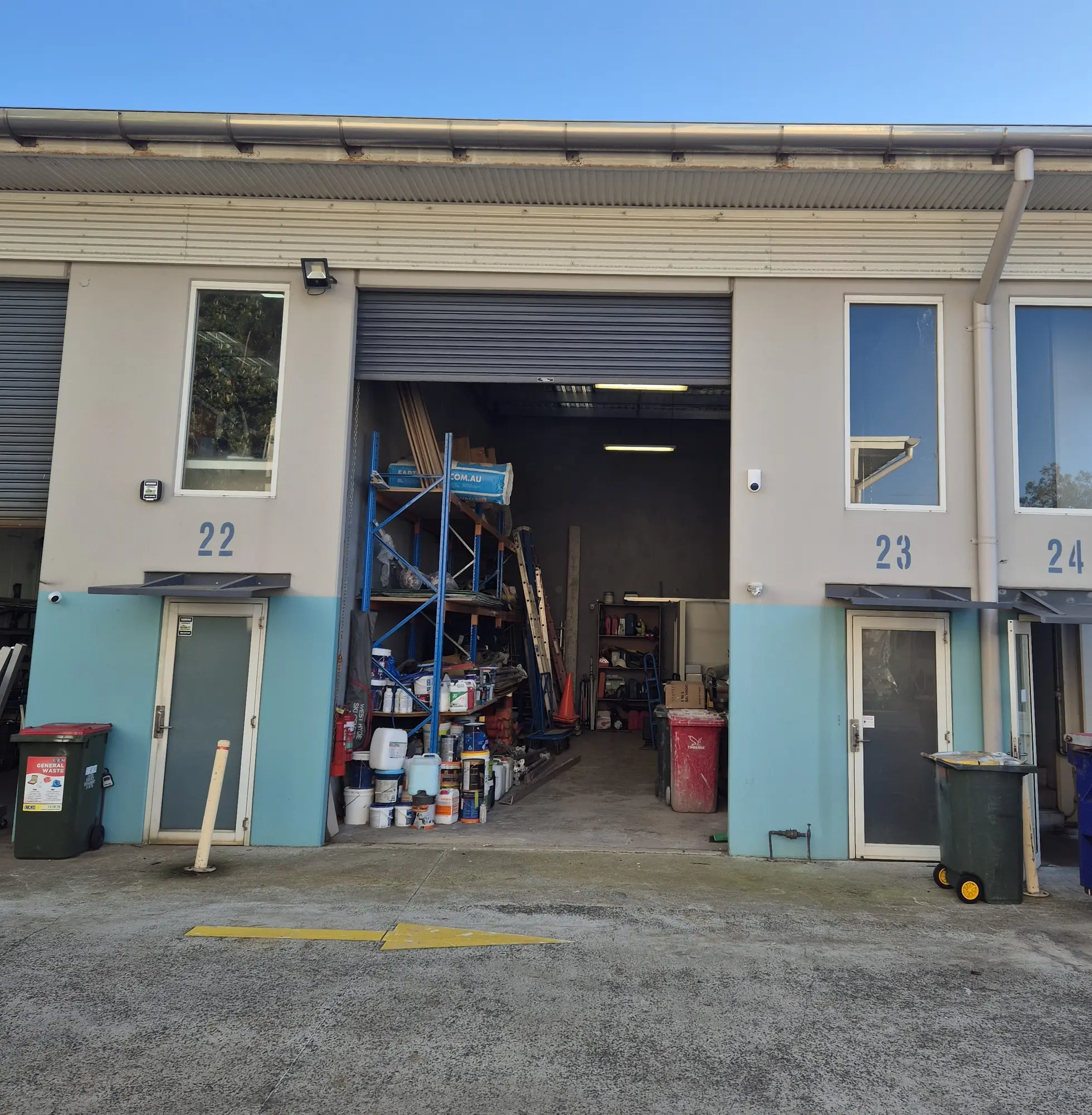 MODERN HIGH BAY WAREHOUSE MODERN HIGH BAY WAREHOUSE